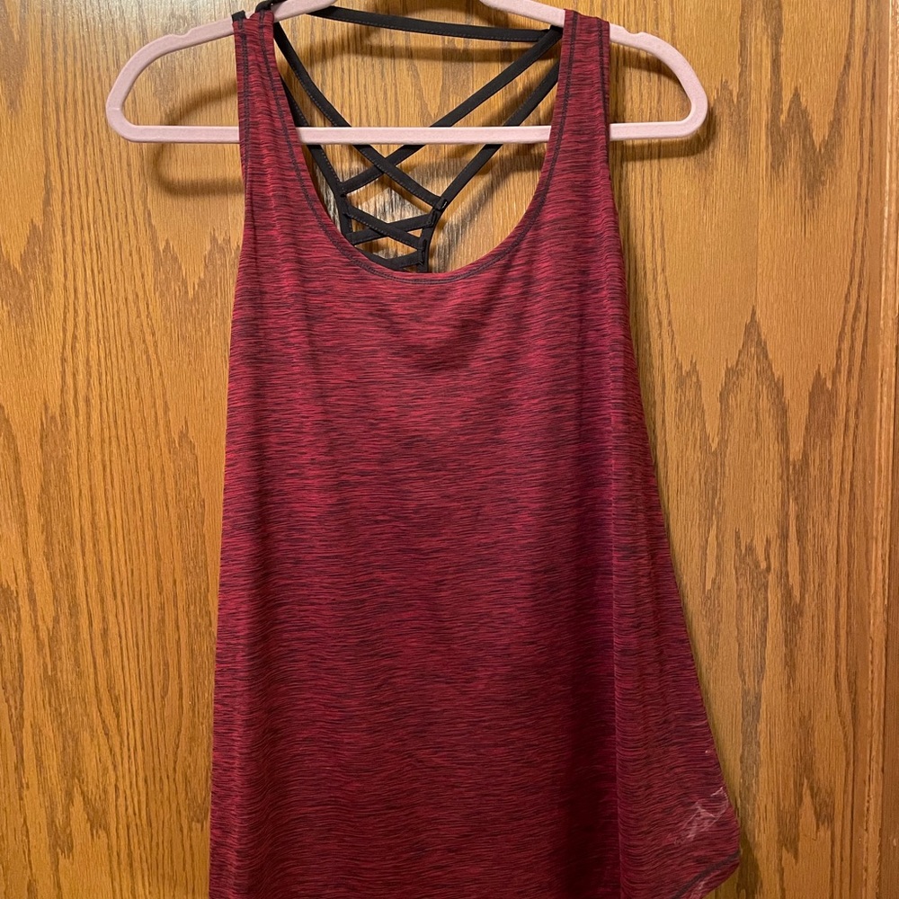 🔥🔥Maurice’s Ladies strappy racer back tank top. NWOT. Sexy and comfy.